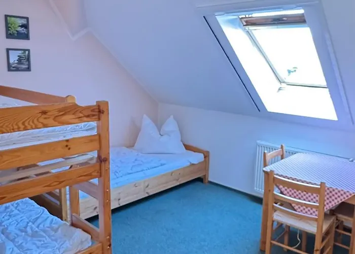 Vakantieboerderij Auf Dem Pferdehof Gut - Mit Wlan, Sitzecke, Garten & Kostenlosem Parken Greppin