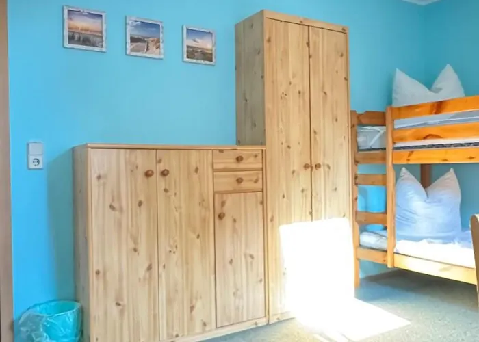 Lantgård Auf Dem Pferdehof Gut - Mit Wlan, Sitzecke, Garten & Kostenlosem Parken Greppin